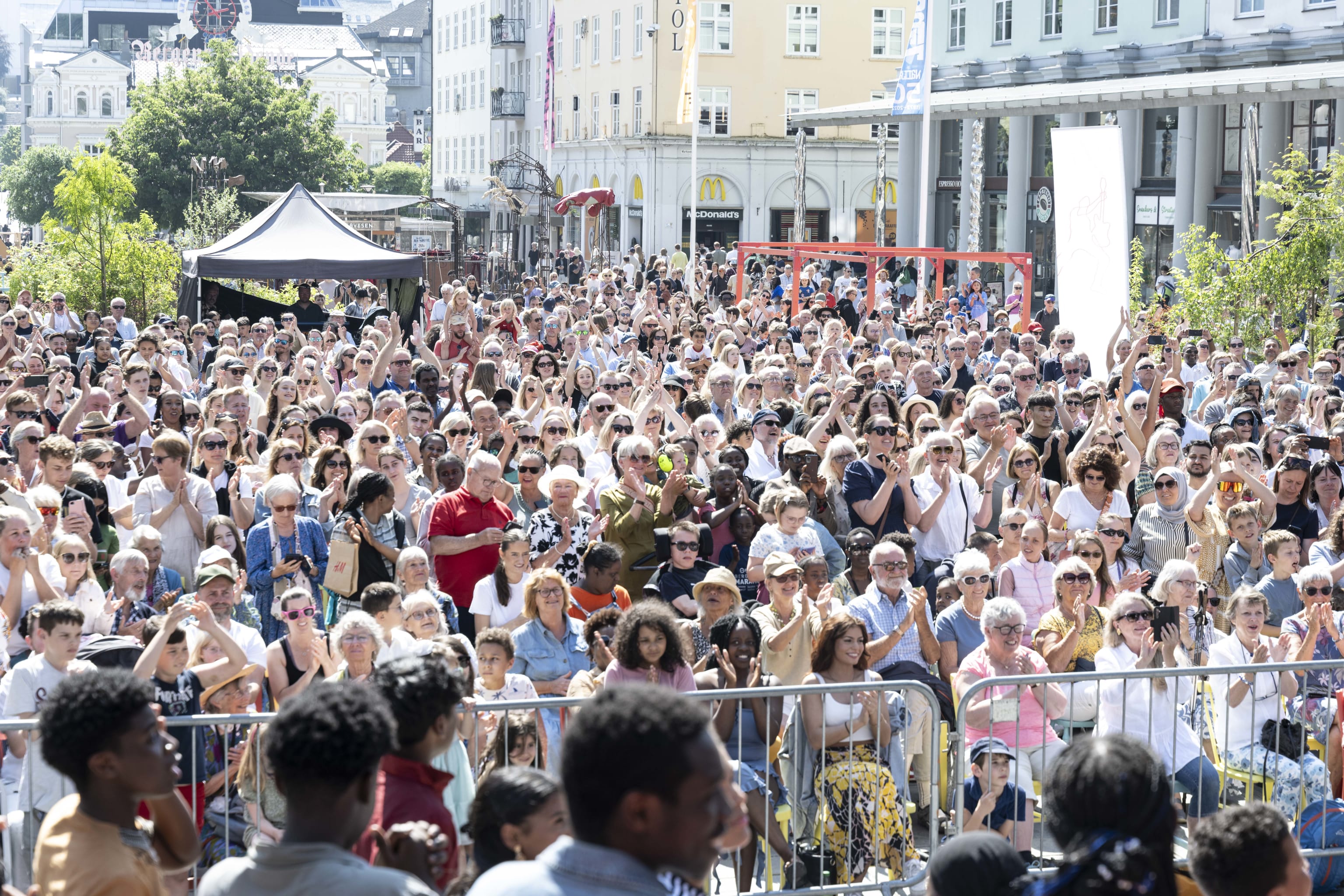 Fargespill 20 år. Foto: Thor Brødreskift